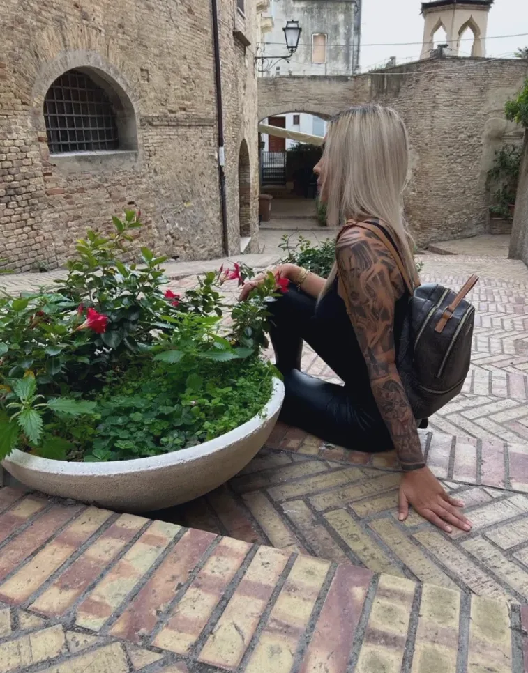 Jacqueline, 30