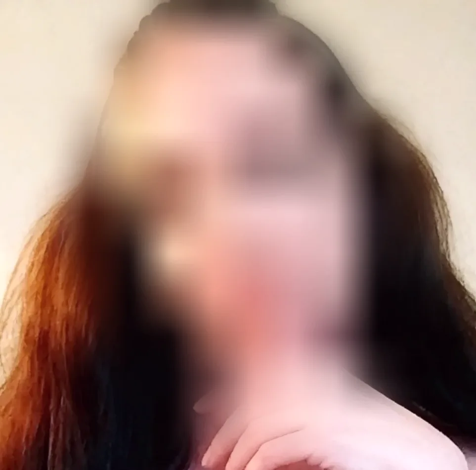 Luisa, 26