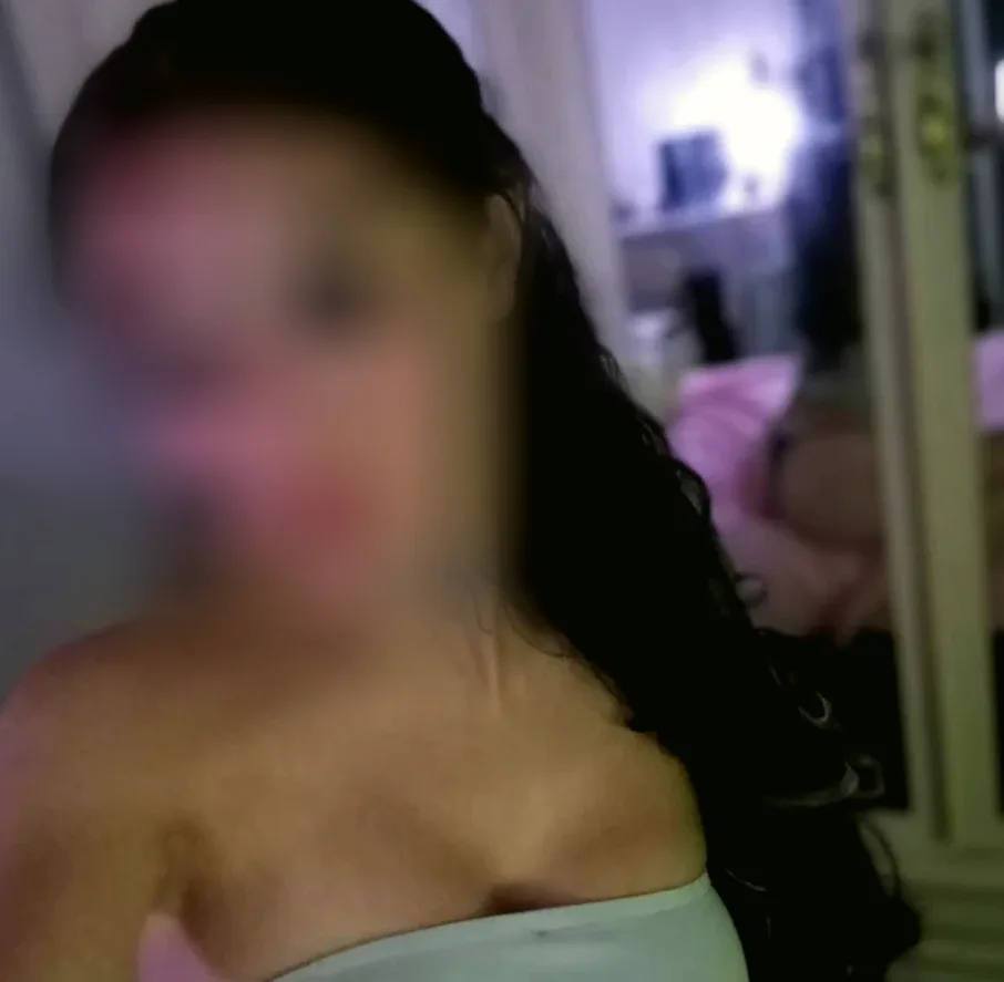 Sarah, 34